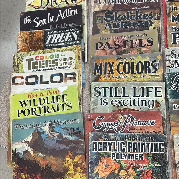 Walter Foster Step-by-Step Drawing Book Collection - Picture 3 of 5